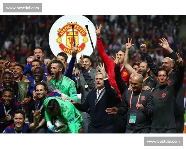 认错!费迪南德:当年错怪穆帅,曼联第二已是奇迹 认错!费迪南德:当年错怪穆帅,曼联第二已是奇迹