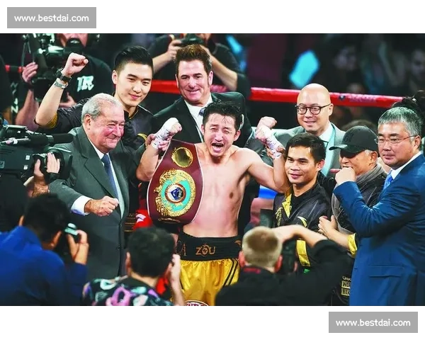 邹市明对决坤比七巅峰之战视频回顾与技术细节全解析拳台风云深度盘点